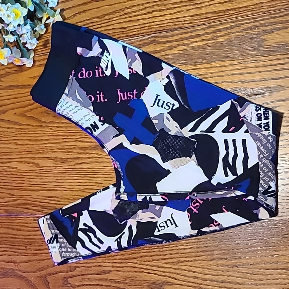 Nike Athletic Pants - Geometric Pattern - Small